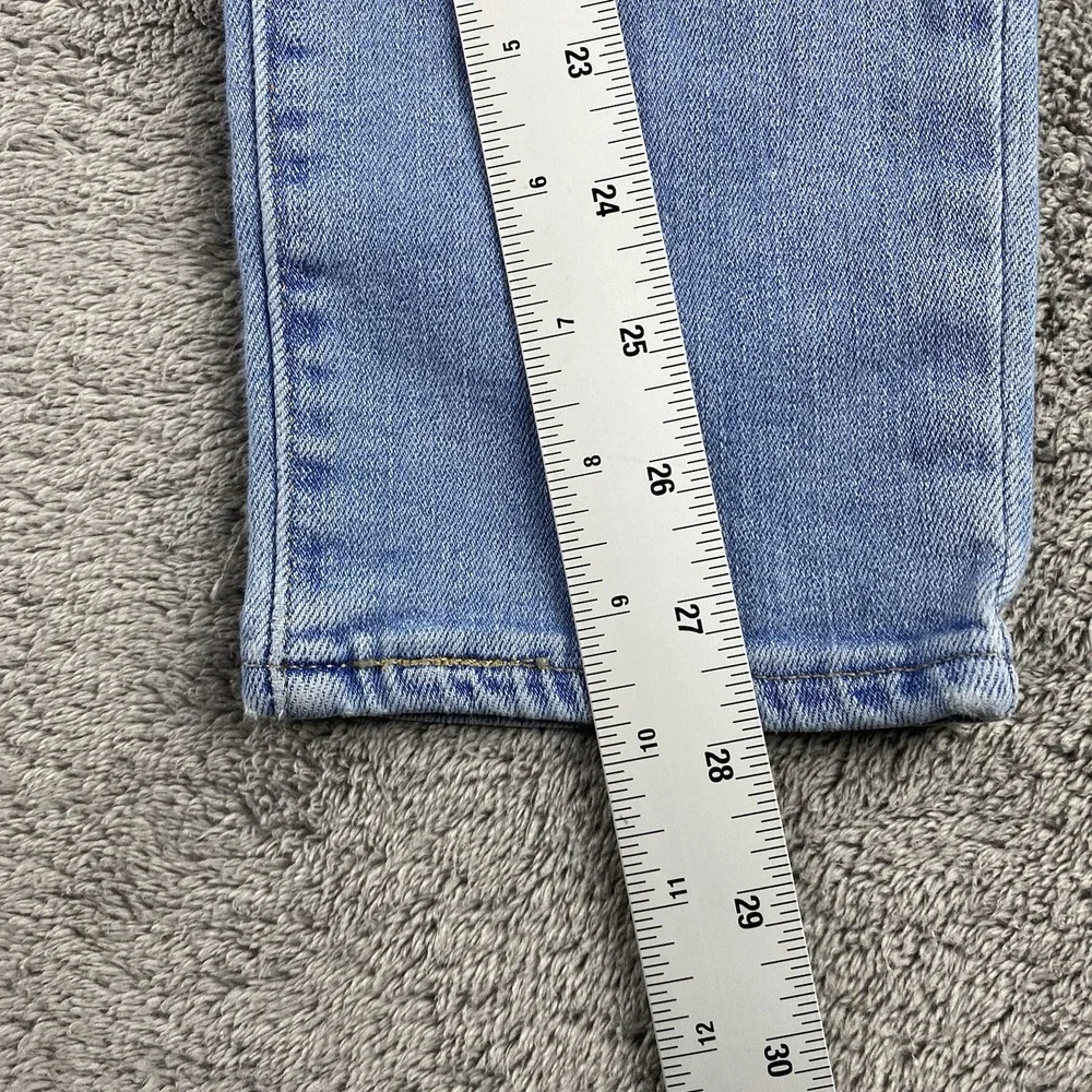 Levis 721 High Rise Skinny Jeans Womens 33 Blue Light Wash High Rise‎ Distressed